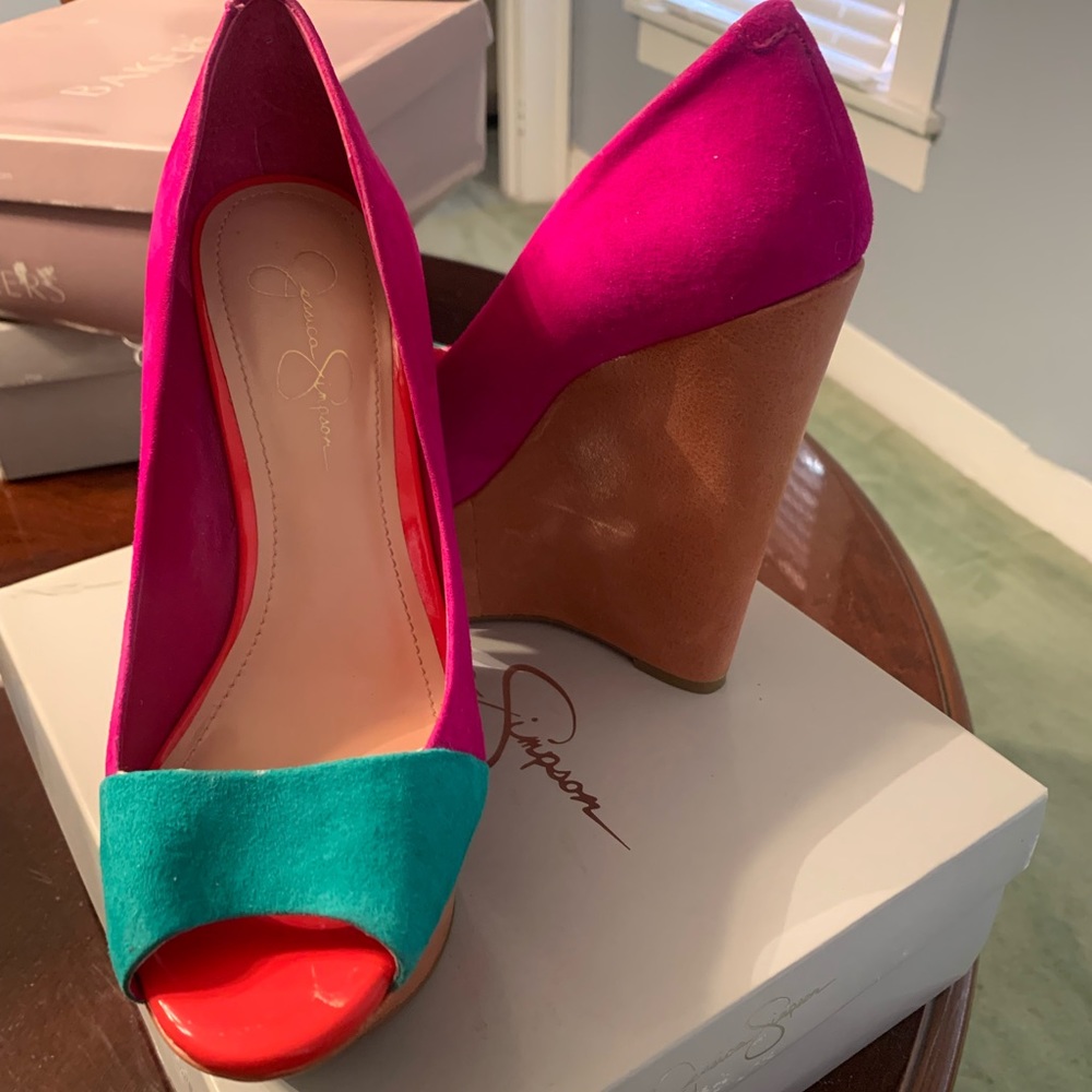 Jessica Simpson “Bermuda” Pink Suede Wedge sz 9M